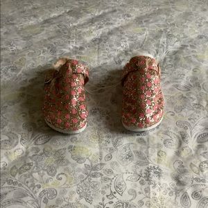 Little girls slippers